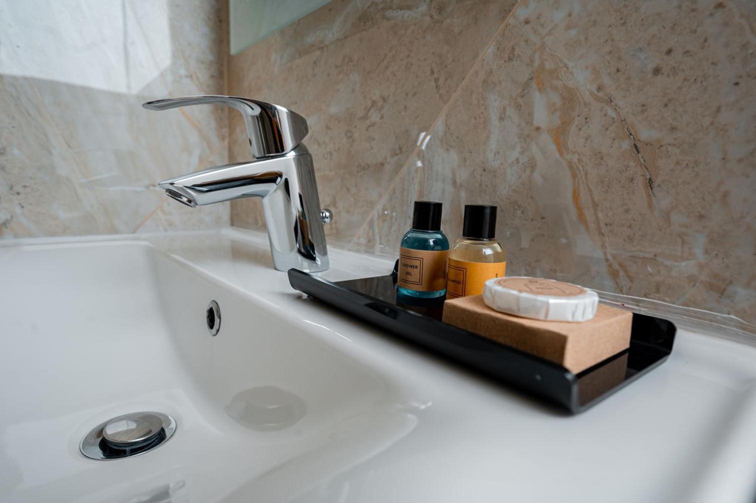 The Willows Penthouses With Jacuzzi Ghajn il-Kbira  Zewnętrze zdjęcie